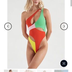 One-Shoulder Colorblock Cutout One-Piece Swimsuit - Multi